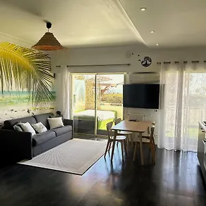 Appartement Superbe Front De Avec Parking, Villeneuve-Loubet